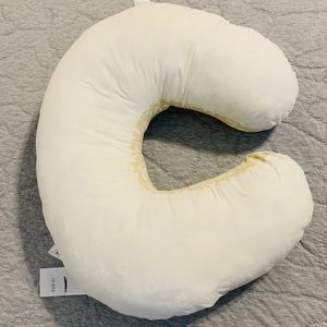 🍼 Boppy Pillow with two covers! 🍼